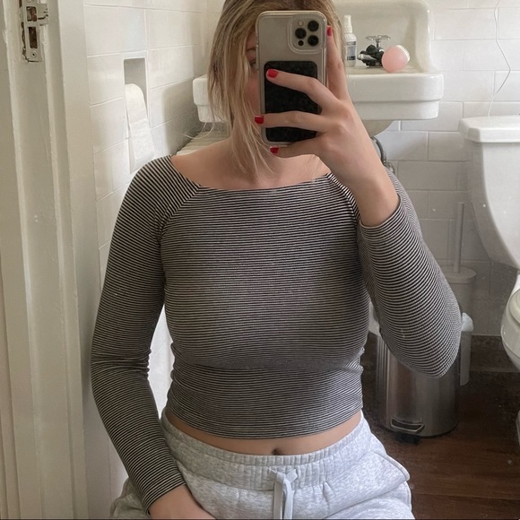 Billabong Tops - Billabong Black and White Stripped Long Sleeve Crop Top